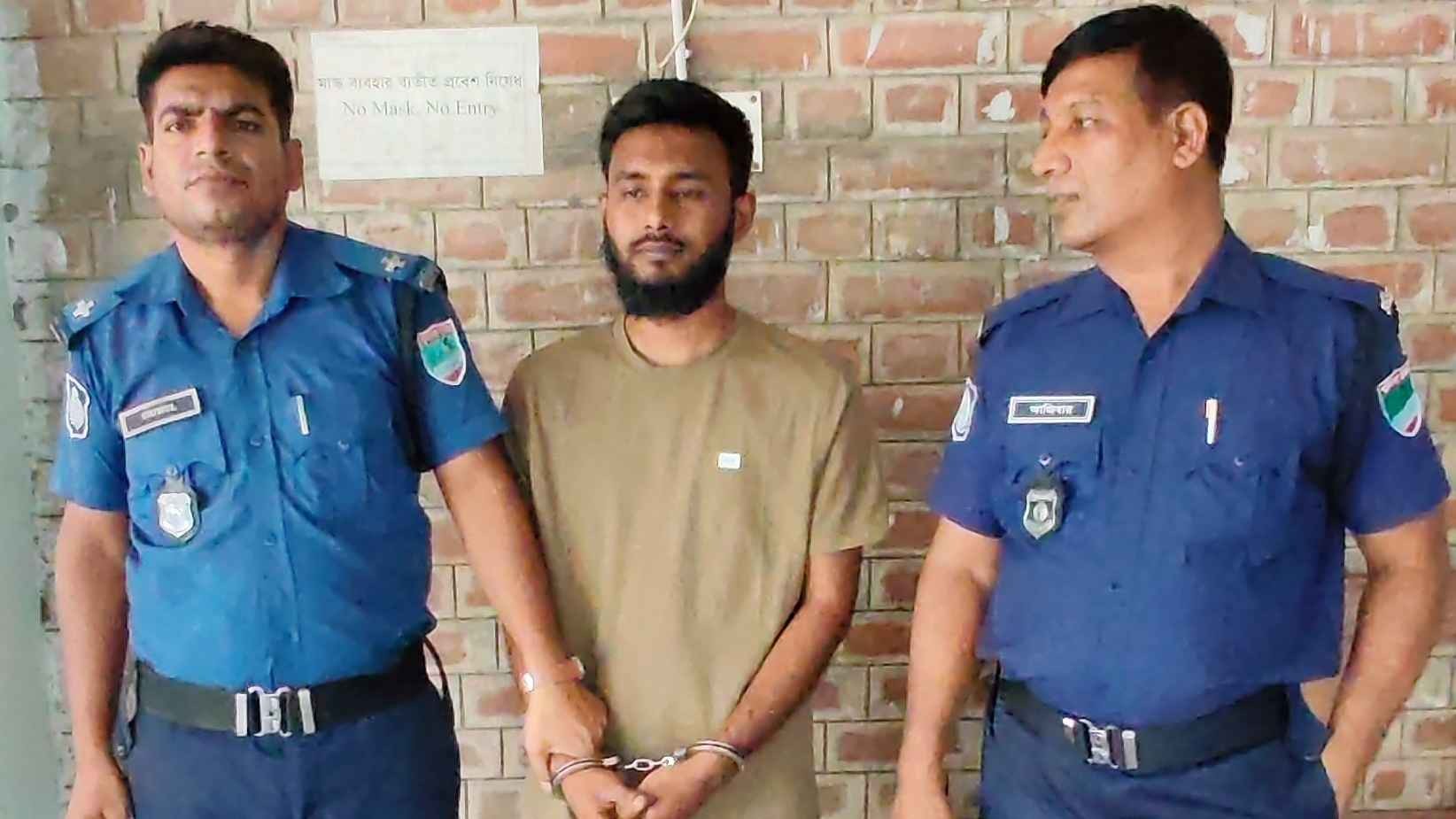 চুয়াডাঙ্গায় স্কুলছাত্রীকে অপহরণ ও ধর্ষণের দায়ে যুবকের যাবজ্জীবন