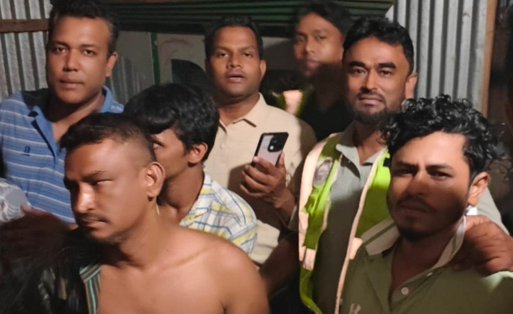 মোহাম্মদপুরে আসাদুল হত্যাকাণ্ডে জড়িত সাবেক যুবদল নেতাসহ ৪ জন আটক