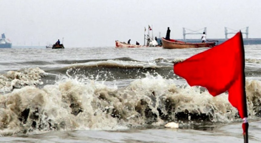 চার সমুদ্রবন্দরে ৩ নম্বর সতর্ক সংকেত জারি
