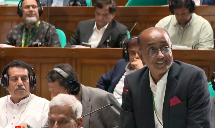 সব সংস্কার সংবিধানের কাঠামোর ভেতরেই পরিচালিত হবে: আইনমন্ত্রী