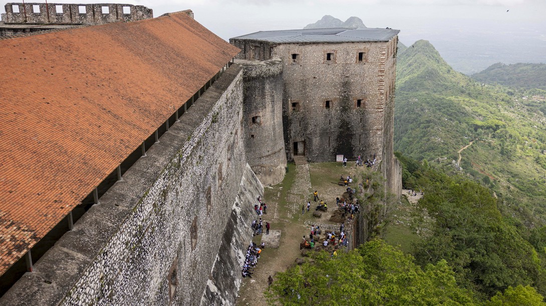 হাইতিতে ঐতিহাসিক দুর্গে পদদলিত হয়ে নিহত ৩০