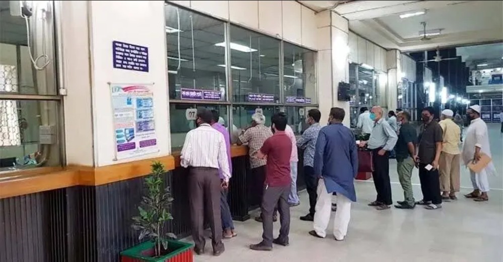 আজ থেকে নতুন সূচিতে অফিস-ব্যাংক, মার্কেট বন্ধ সন্ধ্যা ৬টার পর