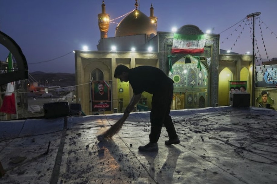 মার্কিন নিখোঁজ ক্রু উদ্ধার অভিযান ব্যর্থ : ইরান