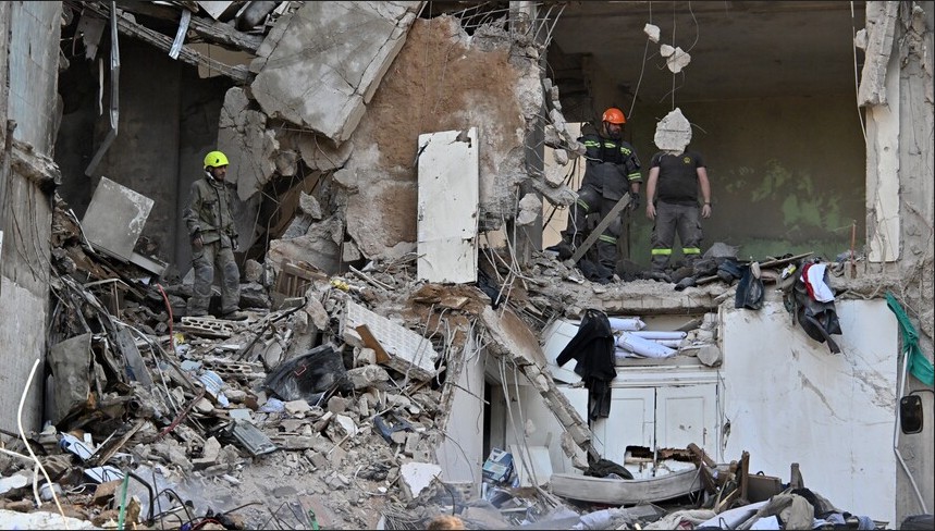 লেবাননে ইসরায়েলি হামলায় ১৩ রাষ্ট্রীয় নিরাপত্তা সদস্য নিহত