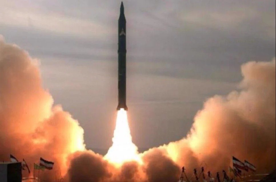 বাহরাইন-আমিরাত-ইসরায়েলে ইরানের ক্ষেপণাস্ত্র হামলা