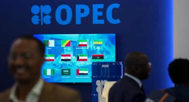 ওপেক থেকে বেরিয়ে গেল আমিরাত