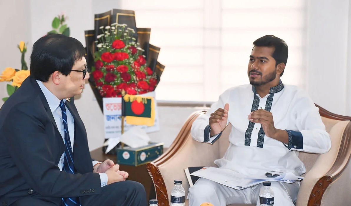 সিঙ্গাপুরে জনশক্তি রপ্তানি বৃদ্ধি ও নতুন সম্ভাবনার দ্বার উন্মোচনে আলোচনা