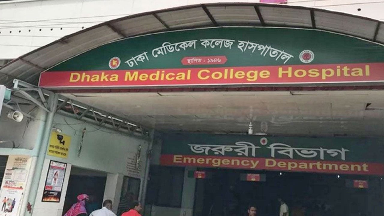 যাত্রাবাড়ীতে মায়ের সামনে মেয়েকে কুপিয়ে হত্যা