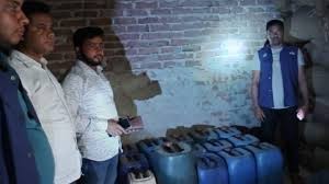 চরফ্যাশনে ব্যবসায়ীর বাড়ি থেকে ৮৯০ লিটার ডিজেল জব্দ