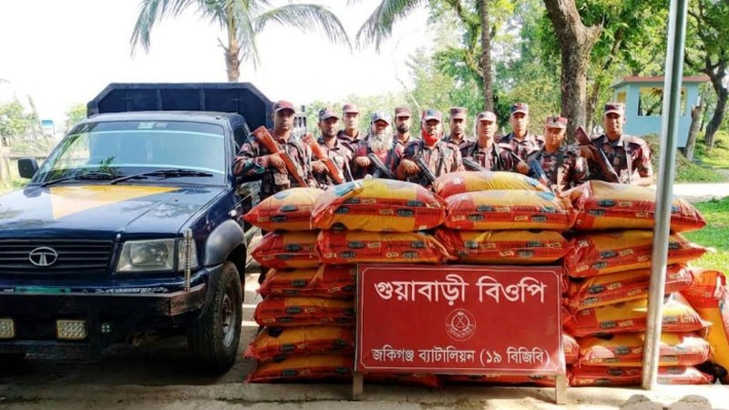 সিলেট সীমান্তে অর্ধকোটি টাকার ভারতীয় চোরাই পণ্য জব্দ