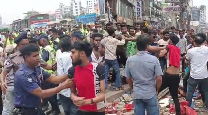 নারায়ণগঞ্জে উচ্ছেদ অভিযানে দুই গ্রুপের সংঘর্ষ, পুলিশের লাঠিচার্জ