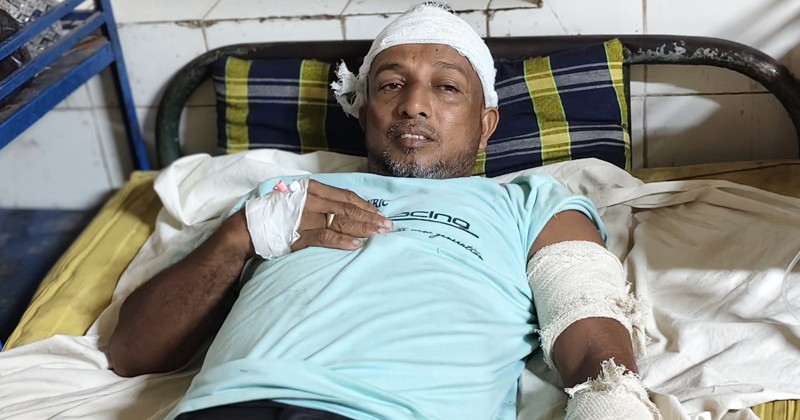 শ্রীমঙ্গলে রাস্তা নিয়ে বিরোধ, ভাতিজার দায়ের কোপে হাসপাতালে চাচা