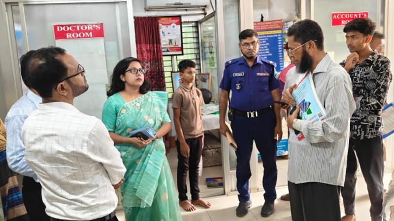 নোয়াখালীতে দুই স্বাস্থ্যসেবা প্রতিষ্ঠানকে জরিমানা, ওটি সিলগালা