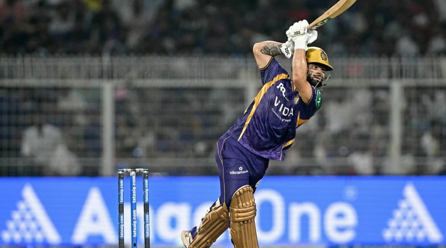 ধোনির ১৫ বছরের পুরোনো রেকর্ড ভাঙলেন রিংকু