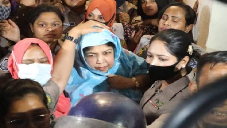 সাবেক স্পিকার শিরীন শারমিনকে কারাগারে পাঠানোর নির্দেশ