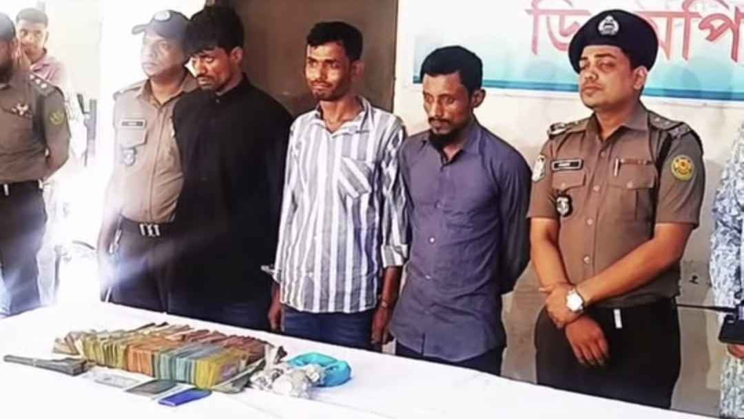 মাদকের টাকা জোগাতে বারিধারার গির্জায় লুট, গ্রেফতার ৩