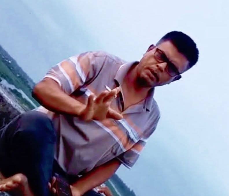 হোমনায় বৃদ্ধাকে থানার ছাদে নিয়ে জিজ্ঞাসাবাদ, এসআইয়ের ভিডিও ভাইরাল