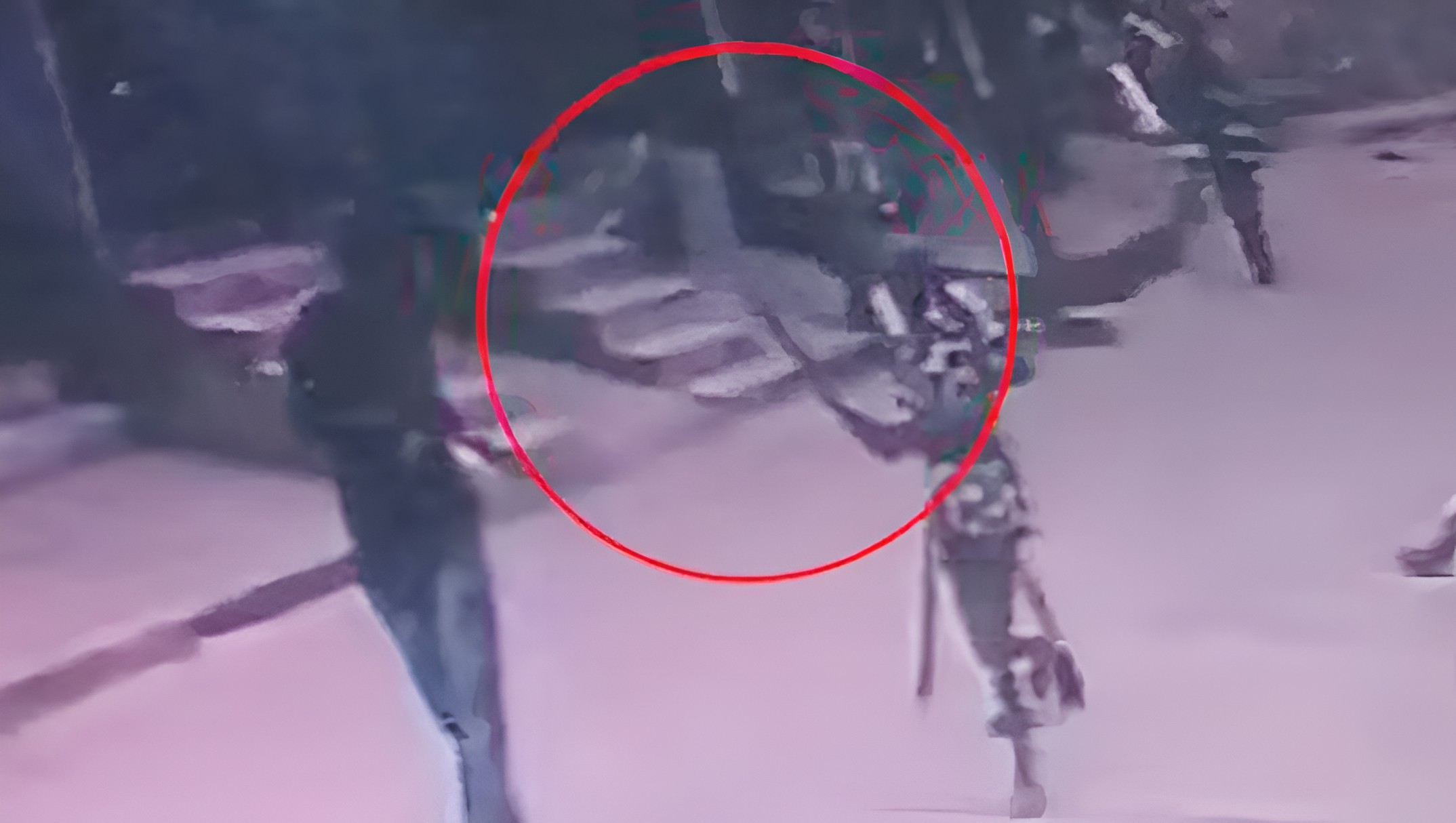 রামদা-চাপাতি নিয়ে র‌্যাবের ওপর হামলা , একজনের অবস্থা আশঙ্কাজনক