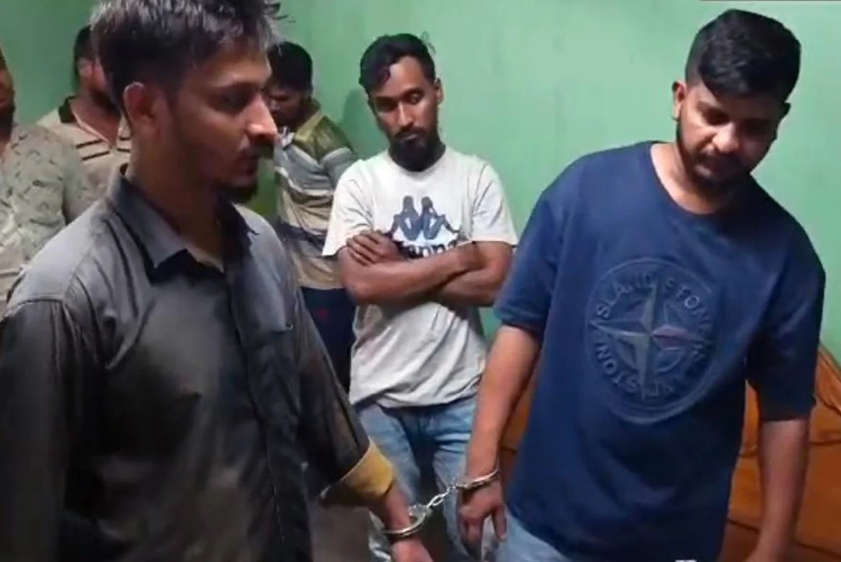 পুলিশের কাছ থেকে ৫ আসামি ছিনিয়ে নিল সহযোগীরা